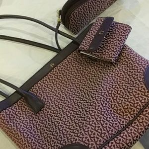 Aigner purse, burgundy gold purse wallet and bag